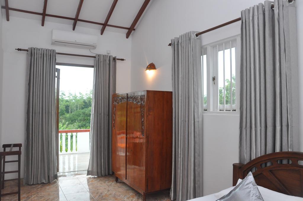 Kurumba Hills Gonagala Номер фото